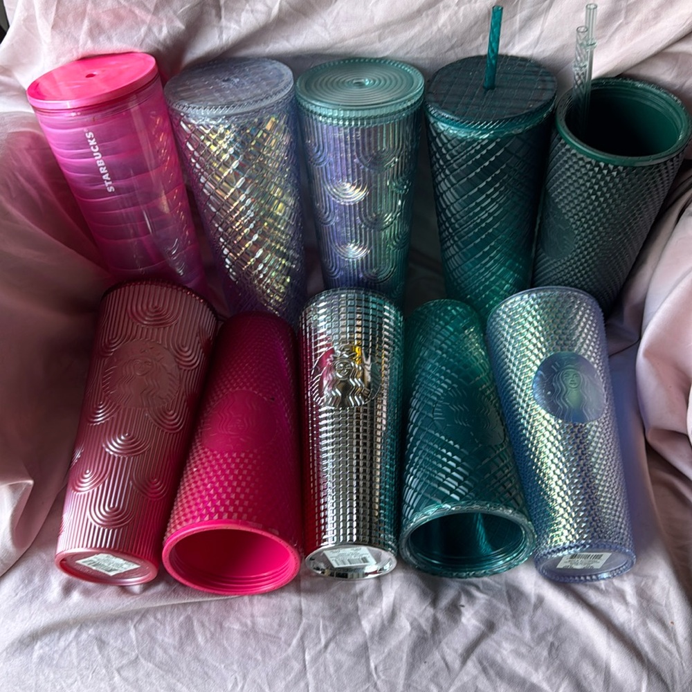 Starbucks reusable cups